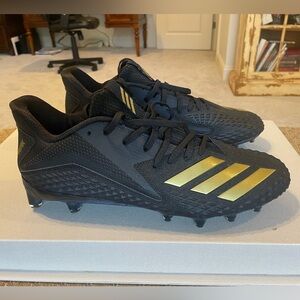 Adidas Football Cleats. Streak.